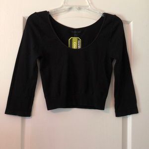 Gianni Bini Active Crop Top NWT Black Size M/L